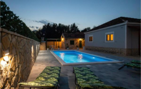 Beautiful Home In Benkovac